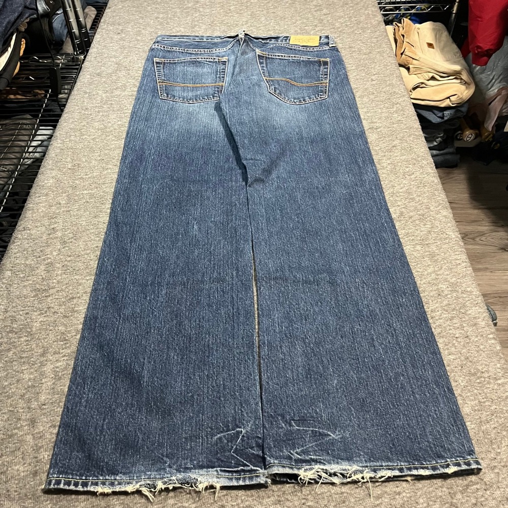 Abercrombie & Fitch Mens Wide Leg Relaxed Fit Distressed Blue Jeans 33x32 - Picture 2 of 5
